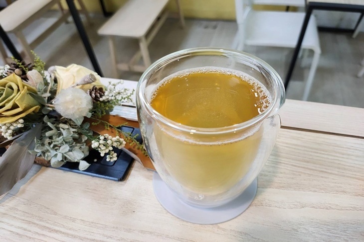 Spring Bar 春天享受吧