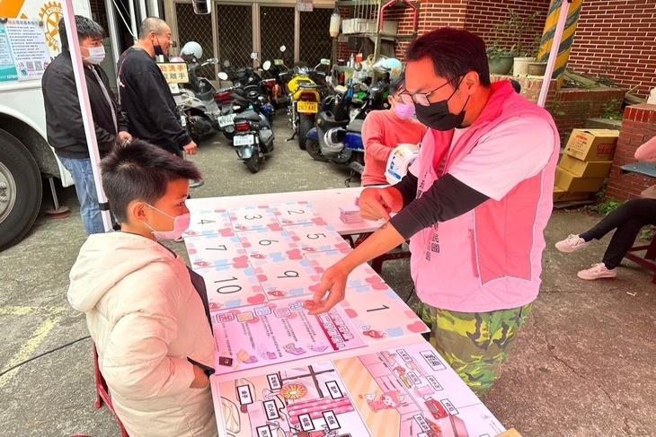 捲起袖子！拯救生命！支持220袋血！推廣燒燙傷處理知識！