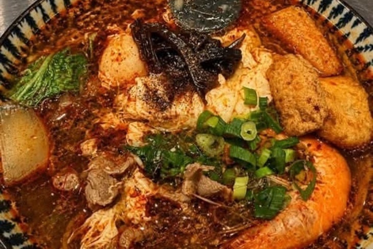 湯虎食初-鍋燒意麵(花蓮總店)