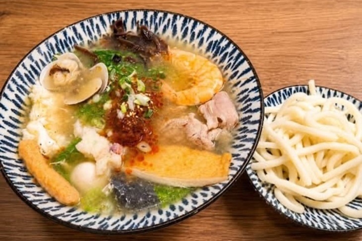 湯虎食初-鍋燒意麵(花蓮總店)