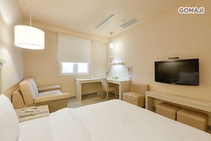 高雄-康橋商旅(六合夜市中正館)