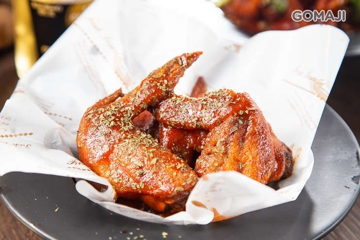 UNIX x 寓 Salon Restaurant Bar