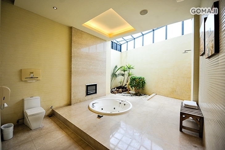 新竹-馬德里經典旅館