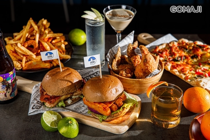 Open開房間桌遊餐酒館