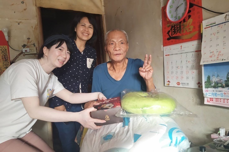 一起夢想－弱勢邊緣長者送餐計畫