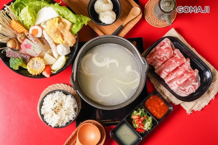 榮皇複合式餐廳