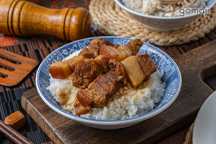 張家嘉義雞肉飯