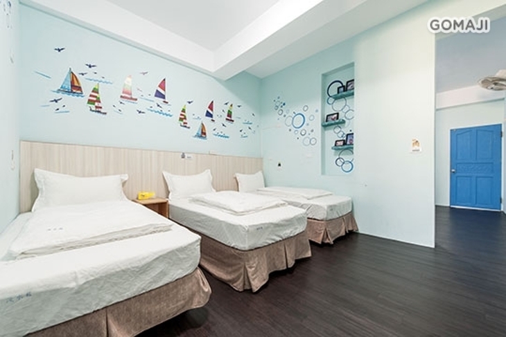 墾丁-淺水藍背包客棧