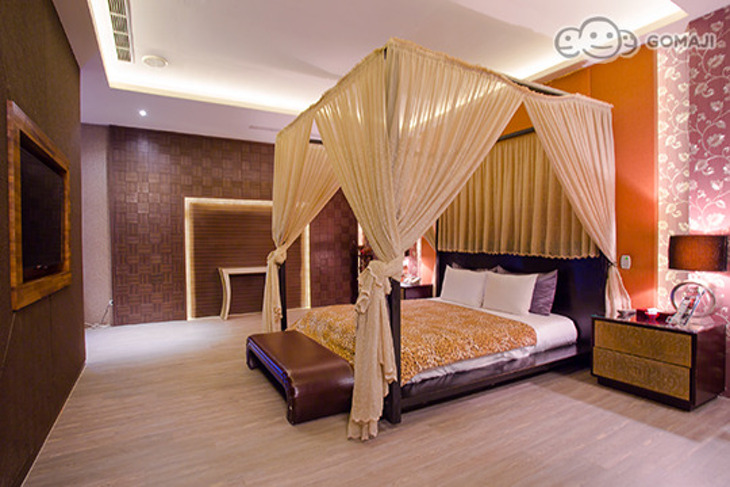 台中-蘭娜精品汽車旅館