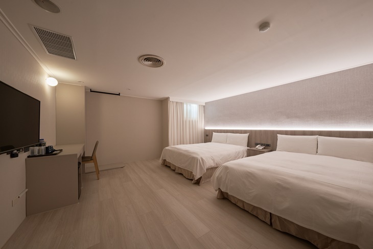 長弘時尚旅店(台中文心館)