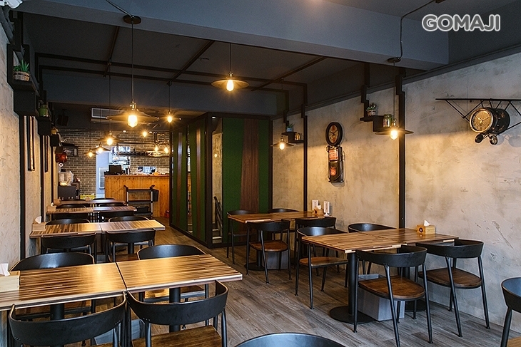 YZY 窯主義手拍披薩