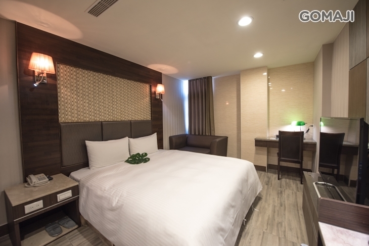 楓華沐月台南行館