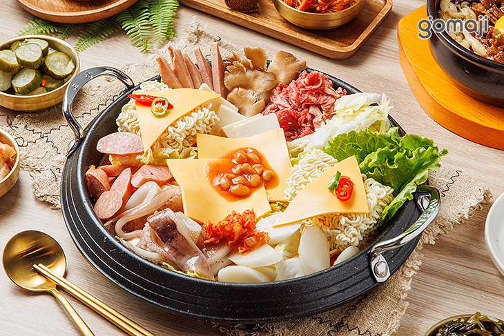 梨谷韓式鐵炭燒肉(ATT信義店)