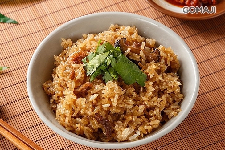 日初 麵線．油飯