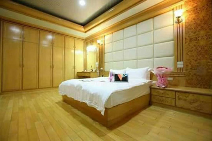 桃園中壢-幸運草時尚旅店