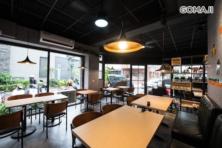 輕鬆點全日餐館