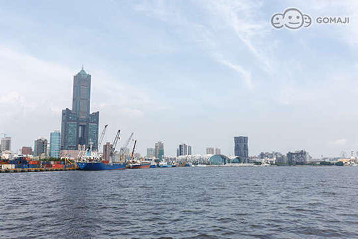 高雄港觀光遊港-占岸一號