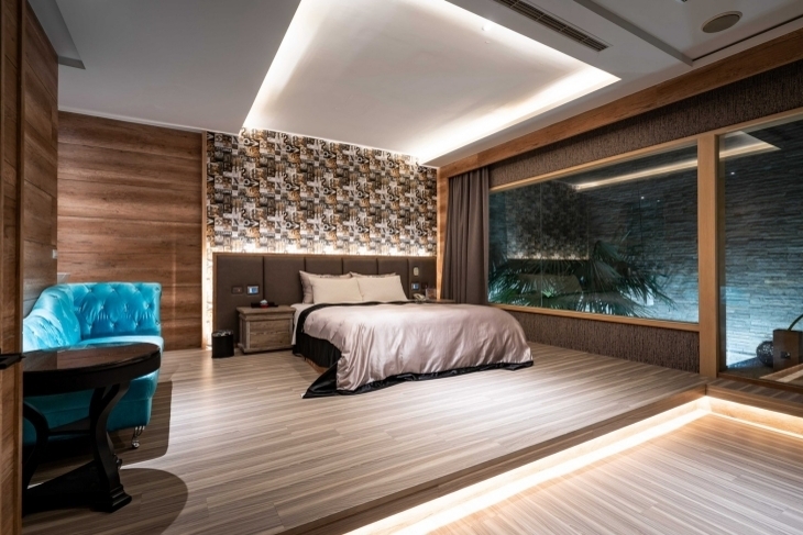 台中-水瓶汽車旅館