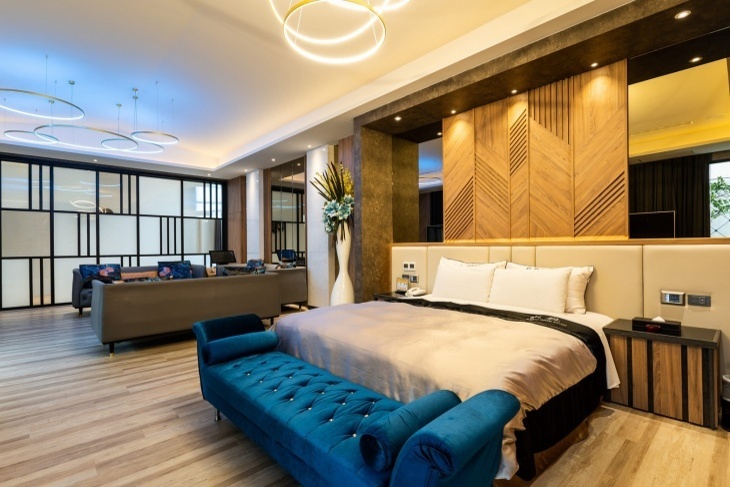 台中-水瓶汽車旅館