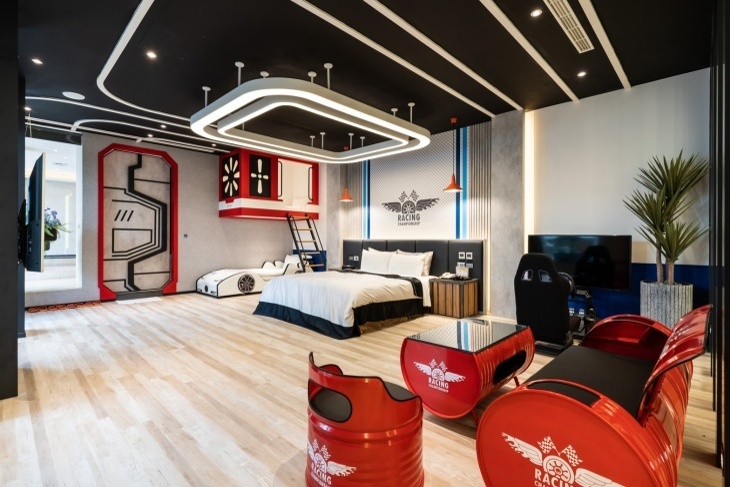 台中-水瓶汽車旅館