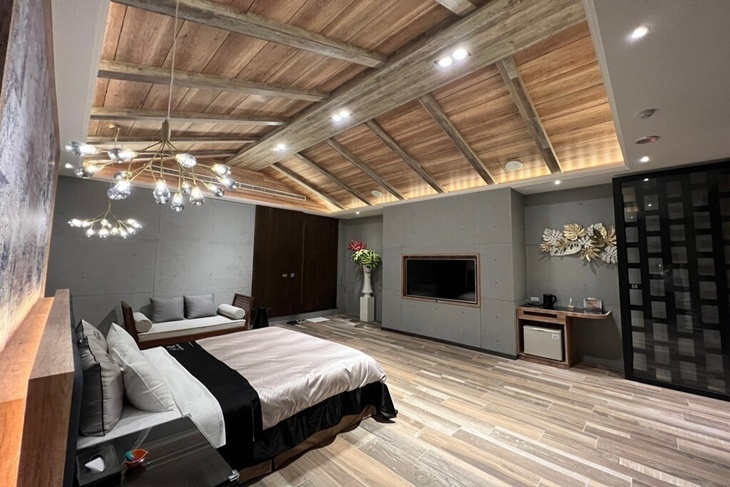 台中-水瓶汽車旅館