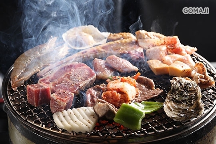 烤八方日式炭火燒肉