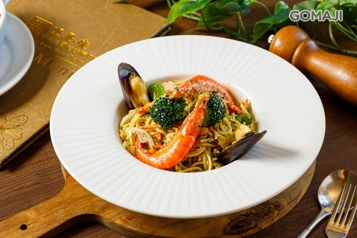 中山堂堡壘古蹟餐廳