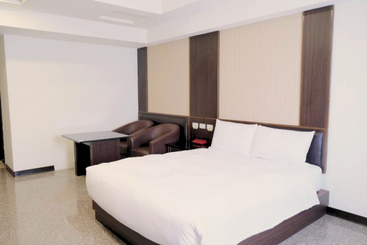 台中-丰居旅店(一中館)