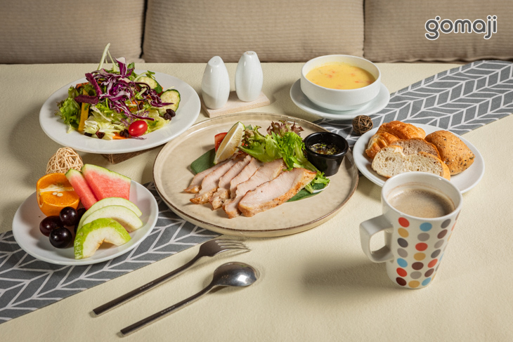 和逸飯店‧高雄中山 Cozzi THE Roof