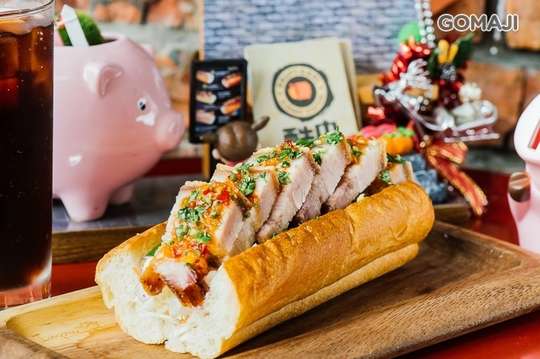 酷皮 脆燒肉潛艇堡