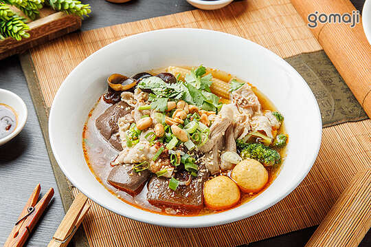 鋼鐵大叔重慶酸辣粉