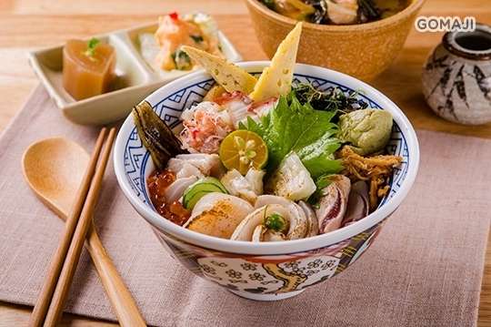 鰻丼作