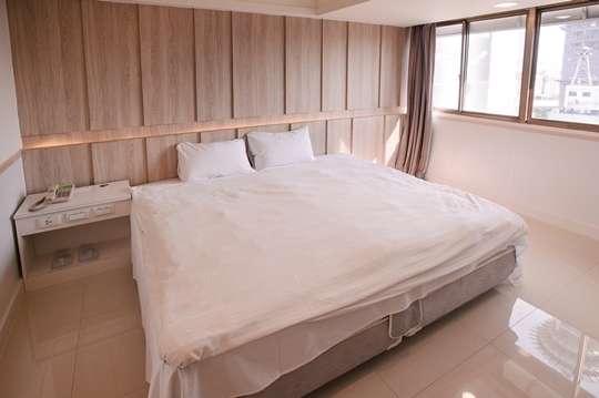 台中-奇異果快捷旅店(站前一館)