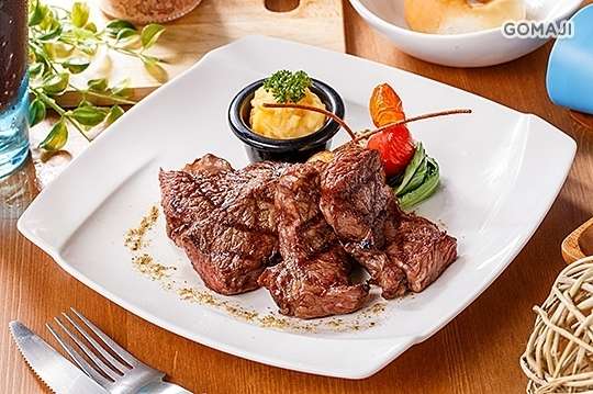 全家人牛排(臨江通化店)