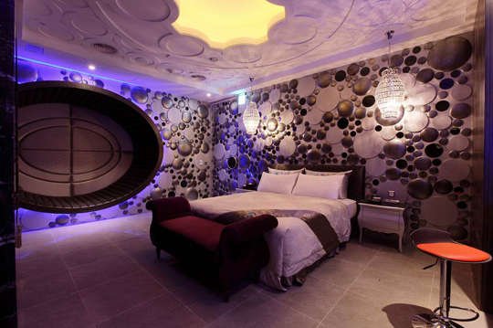 台中-水雲端旗艦概念旅館