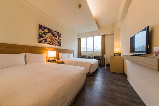 高雄-哲園學產文教會館