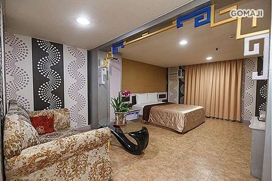 桃園-京典商務旅館