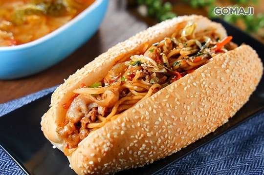 卡茲馬炒麵麵包