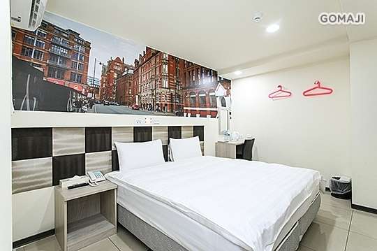 桃園中壢-英倫假期旅店