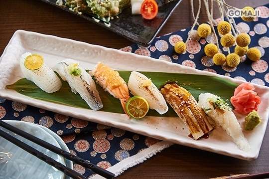 拾参 日本家庭料理、壽司、燒烤、居酒屋