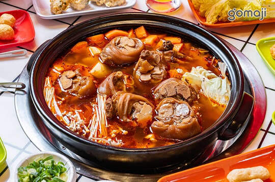 堂口鹽酥雞‧熱炒‧特色火鍋