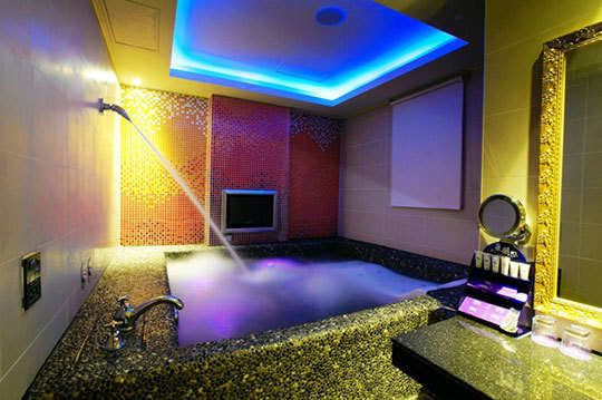 台北土城-萊閣時尚會館