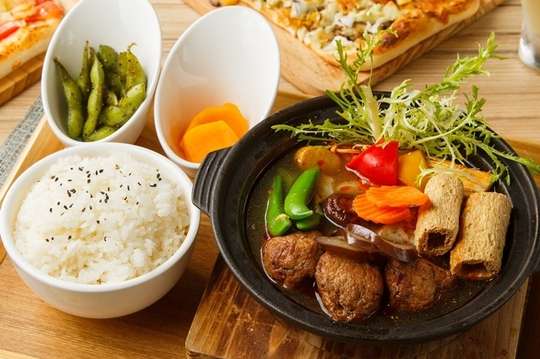 人行道健康蔬食(竹北店)