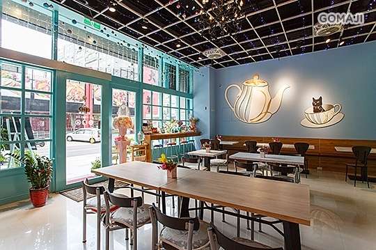 卡爾特Chartreux Café
