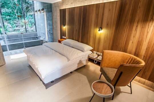 新竹-威尼斯內灣溫泉會館