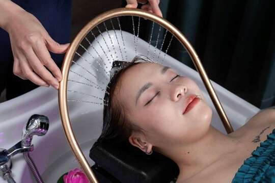 沅萱越式洗髮SPA