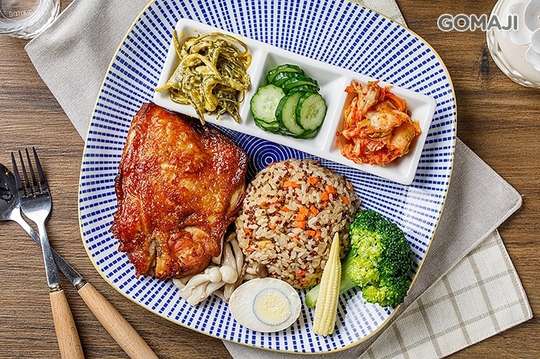 W2 Cafe & Restaurant