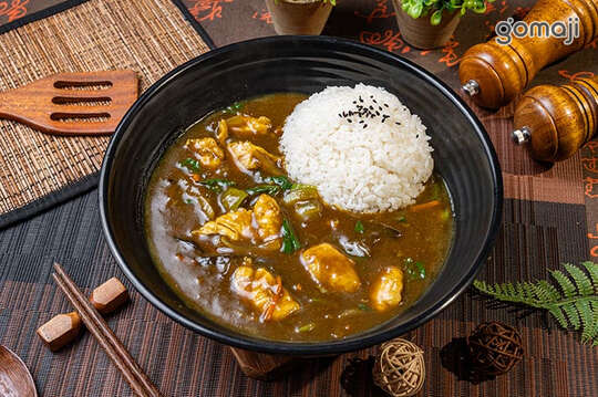 金好滷 (滷肉飯、現炒咖哩)