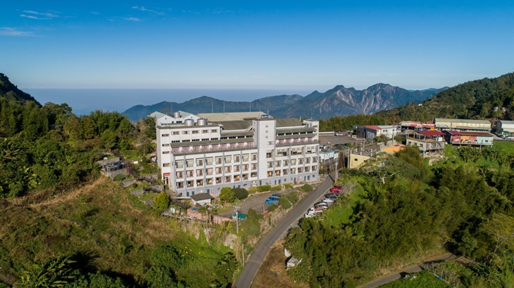 阿里山梅園樓觀景飯店
