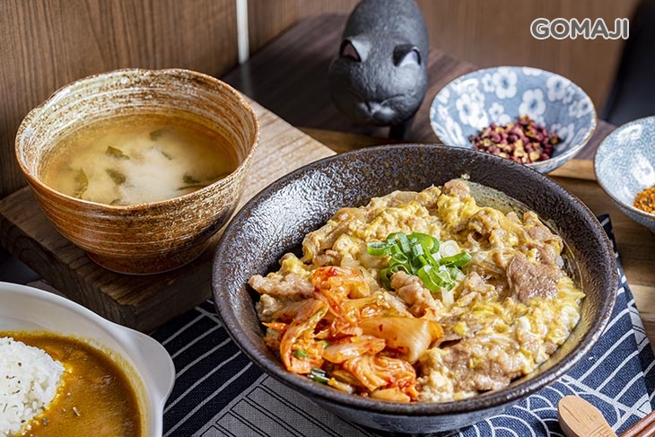 滑蛋泡菜壽喜牛肉飯